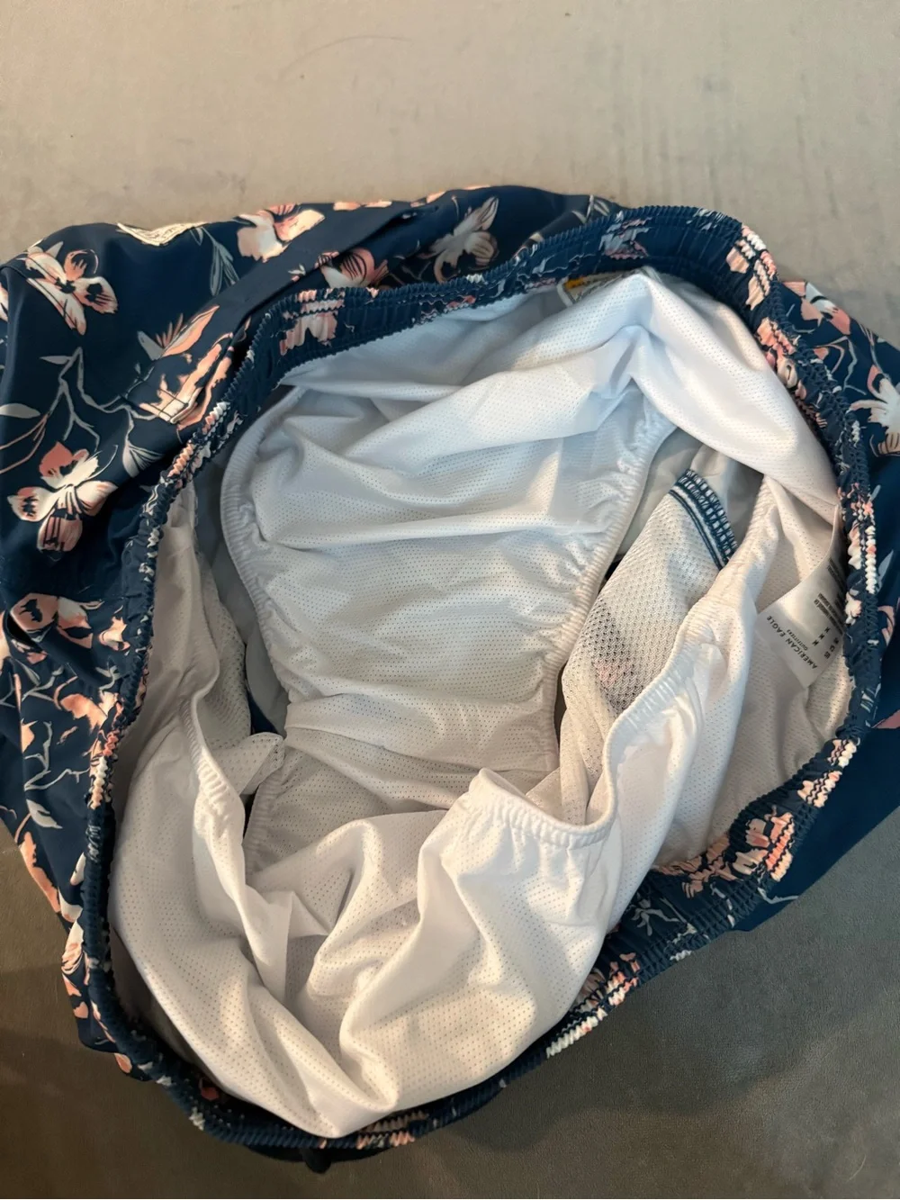 American Eagle Outfitters nwot size